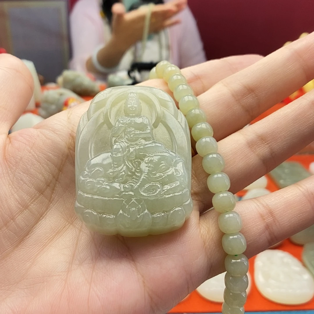 颈饰未镶嵌和田玉摆****慧