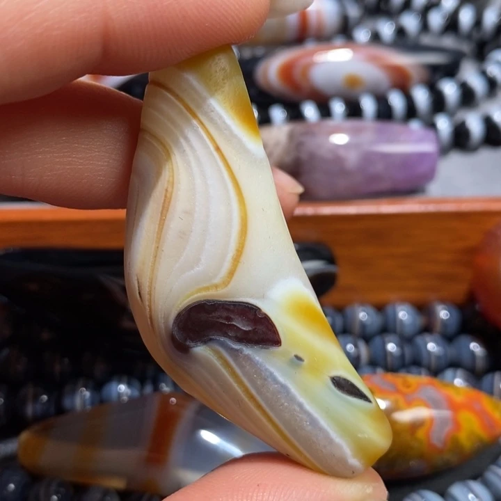 玛瑙/玉髓未镶嵌颈饰