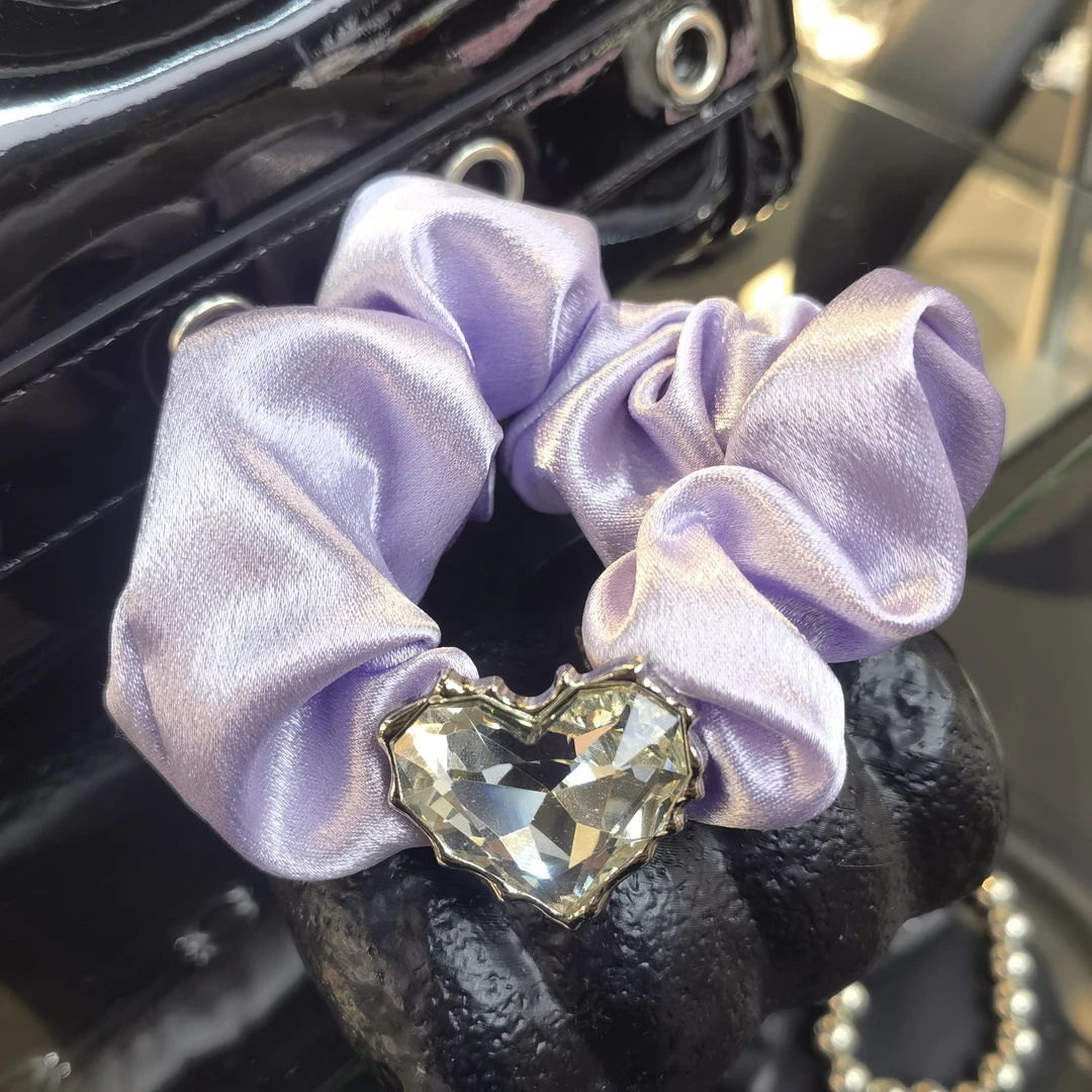 D173紫色大爱心闪闪肠圈