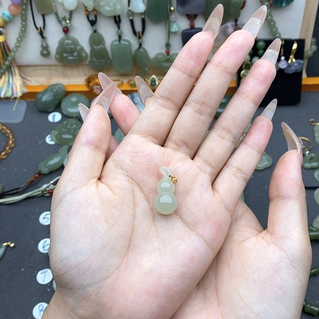 和田玉18K金镶嵌吊坠(不含链)