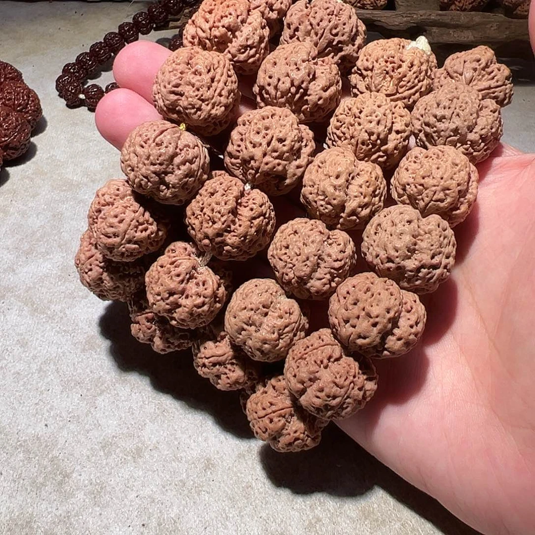 金刚菩提手串四瓣毕业21尺寸左右福利