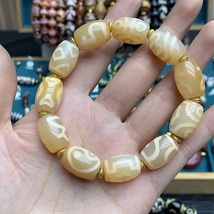 玛瑙/玉髓颈饰合金