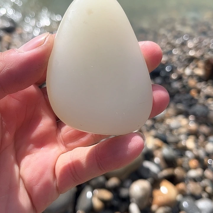 未镶嵌和田玉（糖玉）珠宝奇石