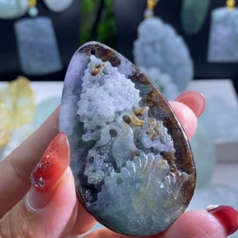 【闪购商品】颈饰未镶嵌翡翠山水