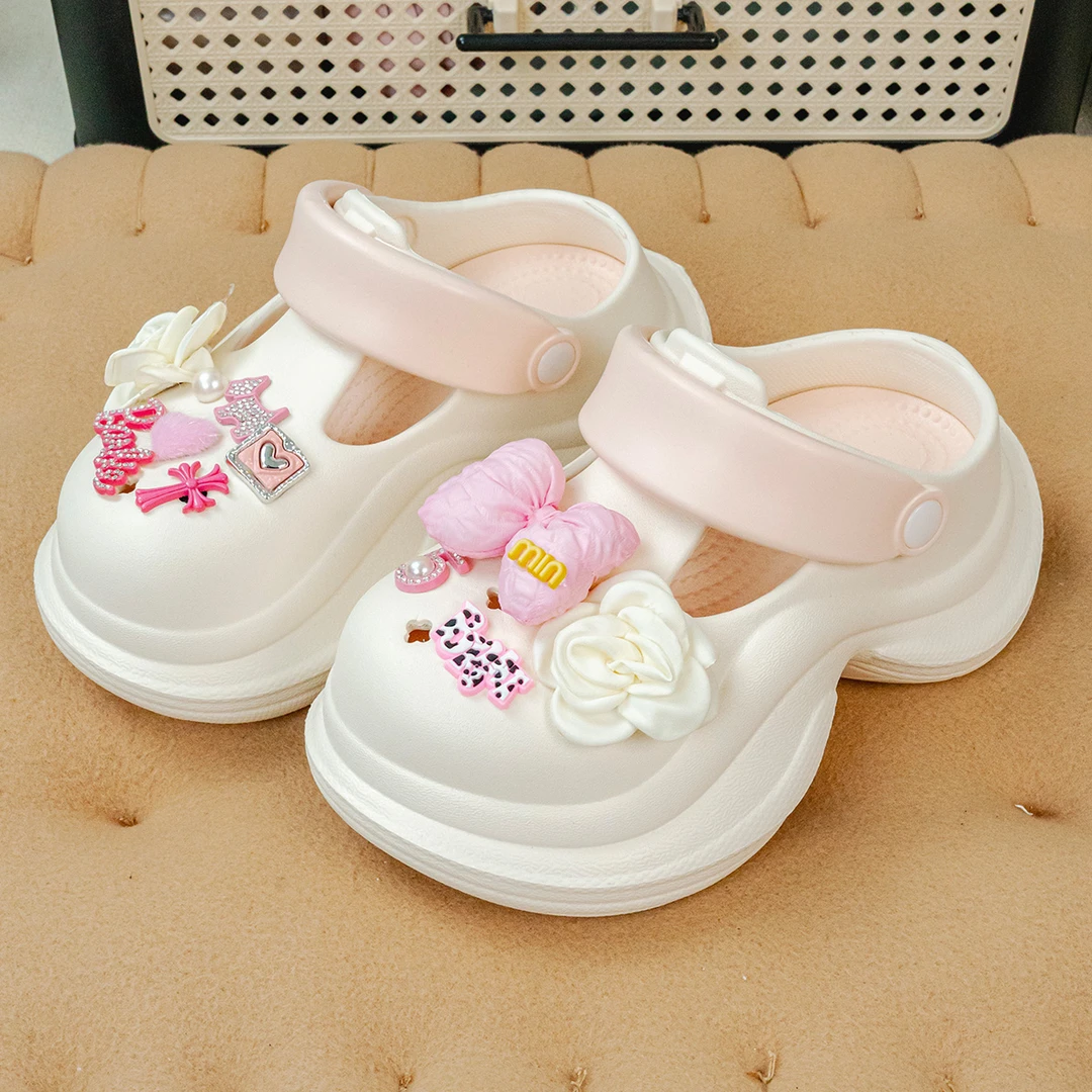 新款粉蝴蝶结山茶花女洞洞鞋亲子外穿时尚穿搭拖鞋防滑增高包头鞋