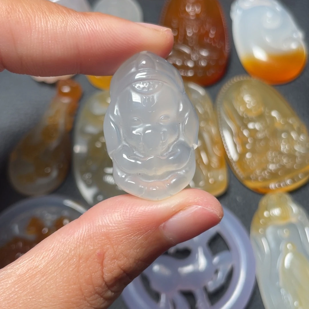 玛瑙/玉髓未镶嵌颈饰