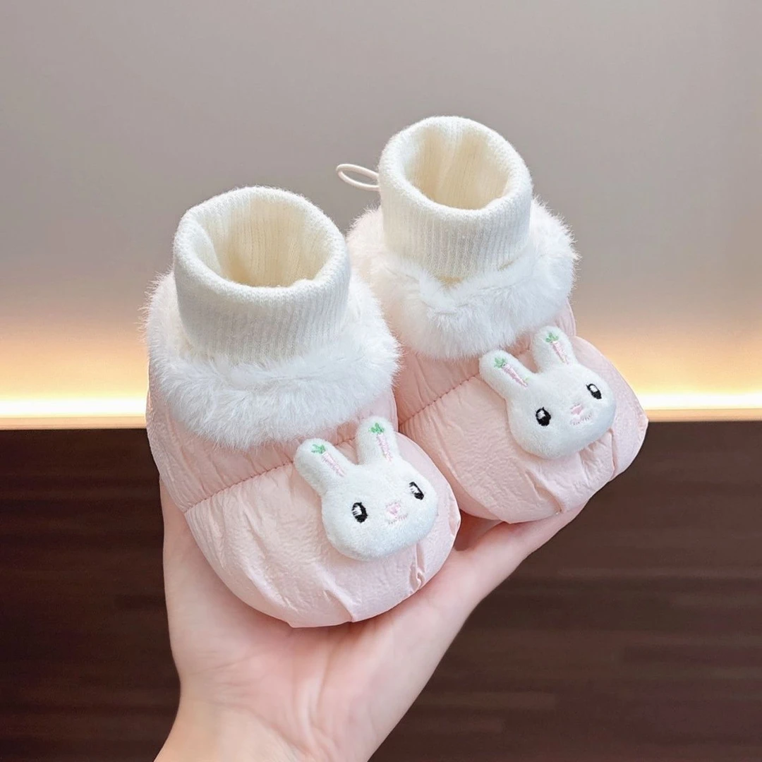秋冬款女宝宝婴儿鞋子加厚软底步前鞋防滑不掉鞋保暖护脚鞋加绒靴