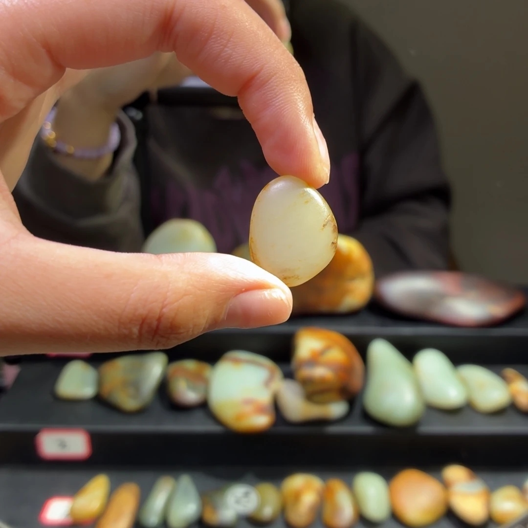 和田玉未镶嵌挂件5.9