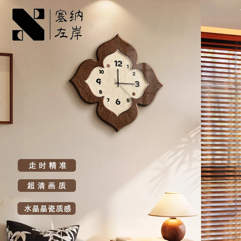 客厅钟表挂墙家用高级挂钟2025新款大气复古时钟静音免打孔墙面钟
