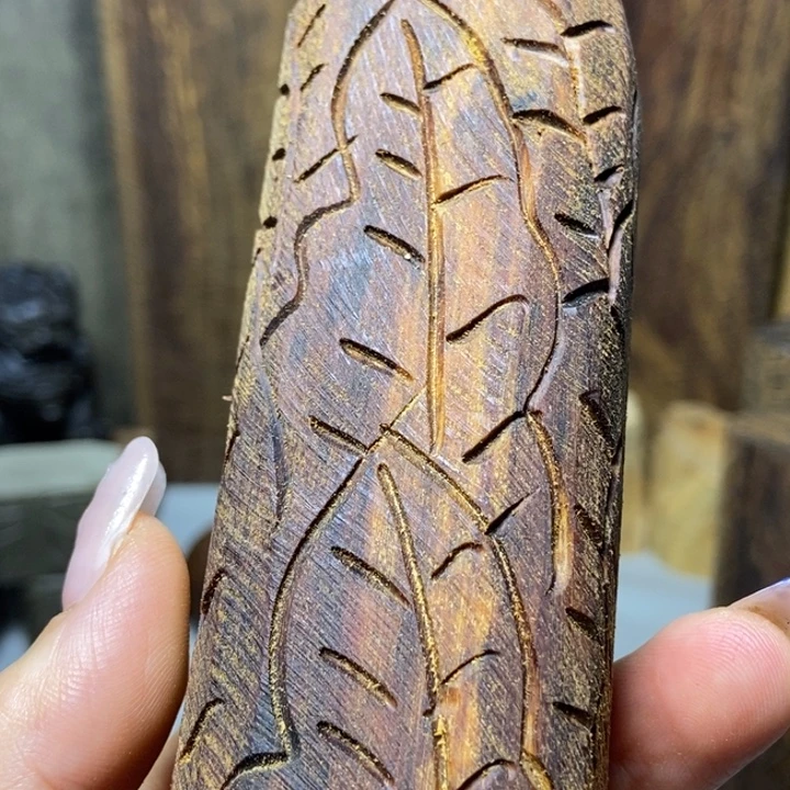 叮***水木老山檀木料木料