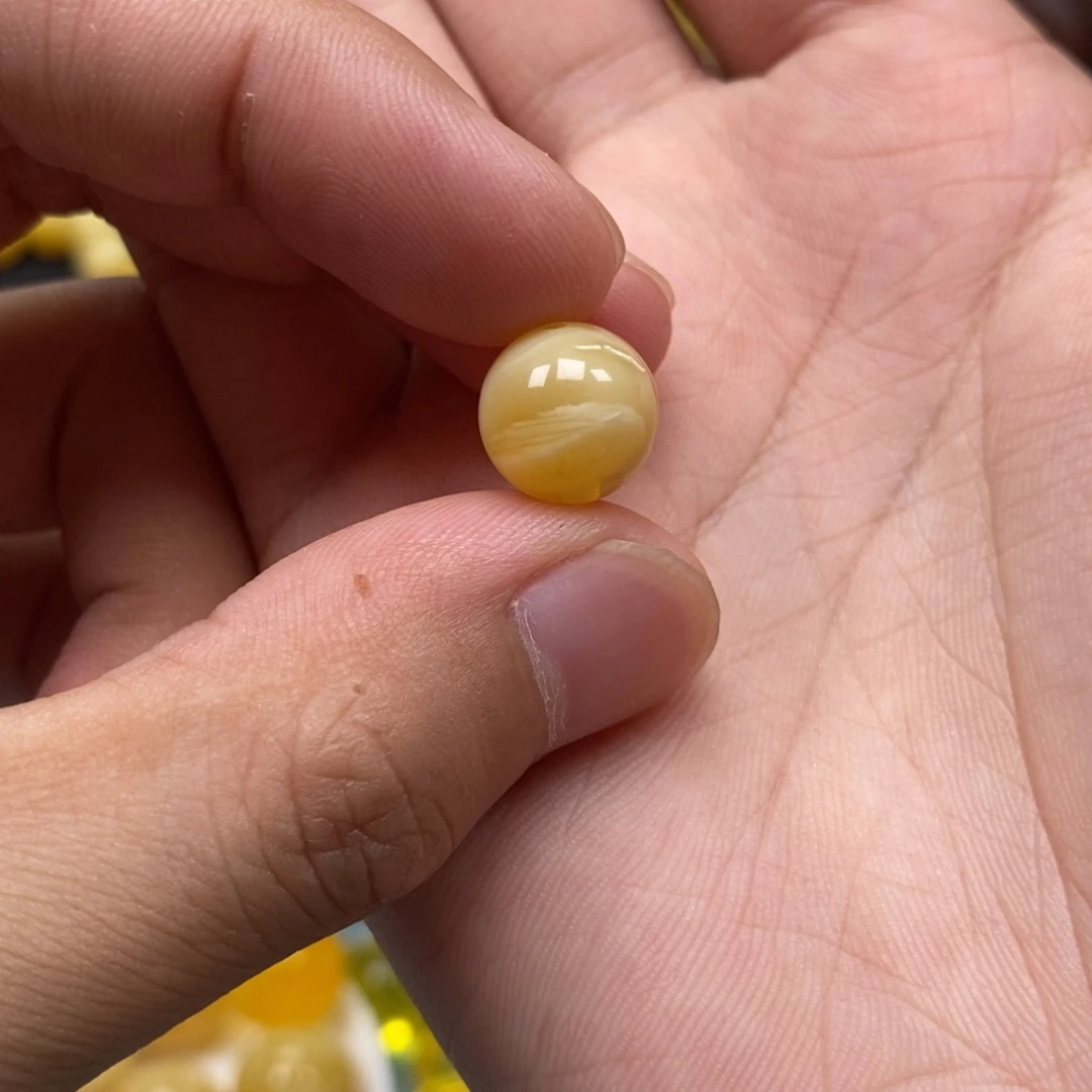 未镶嵌琥珀裸石11尺寸