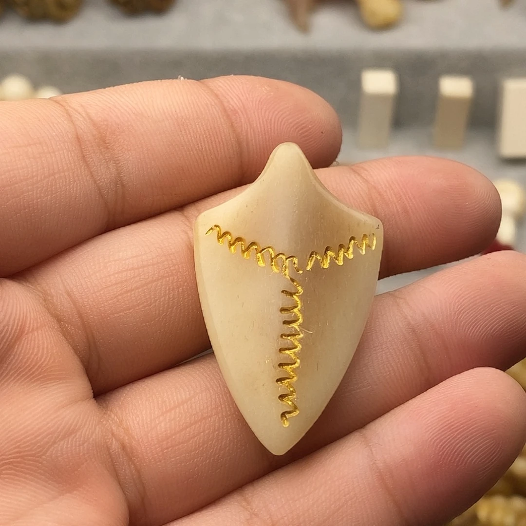 M***殇吊坠驼骨00000000002