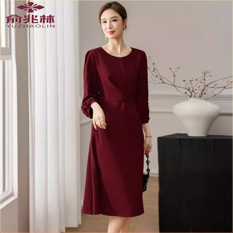 俞兆林妈妈连衣裙女中年春装新款新款高端喜婆婆婚宴礼服女士红色
