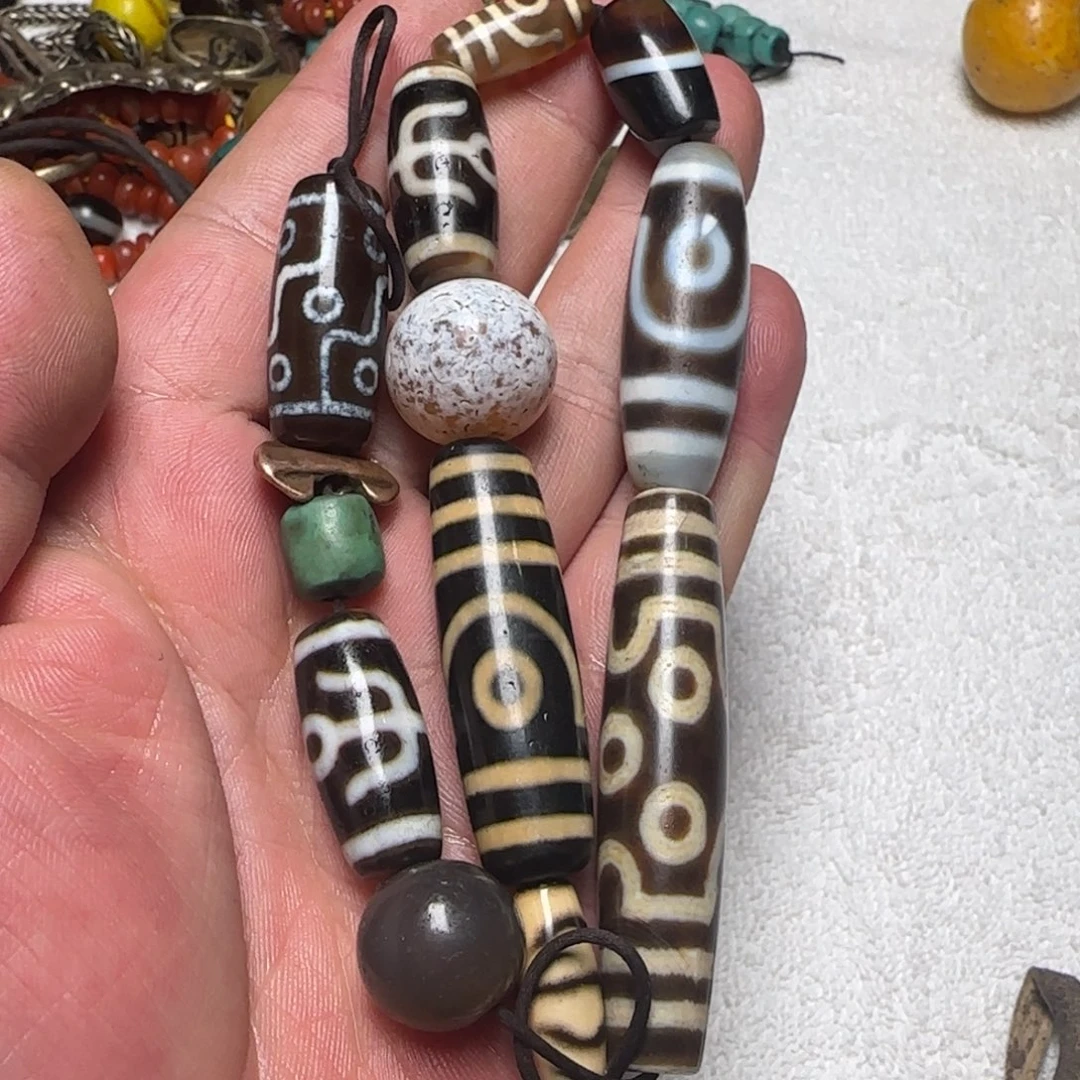 玛瑙/玉髓未镶嵌颈饰散件。拍前联系主播。