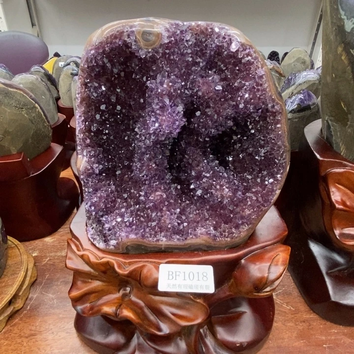紫晶大型摆件（非配饰）未镶嵌