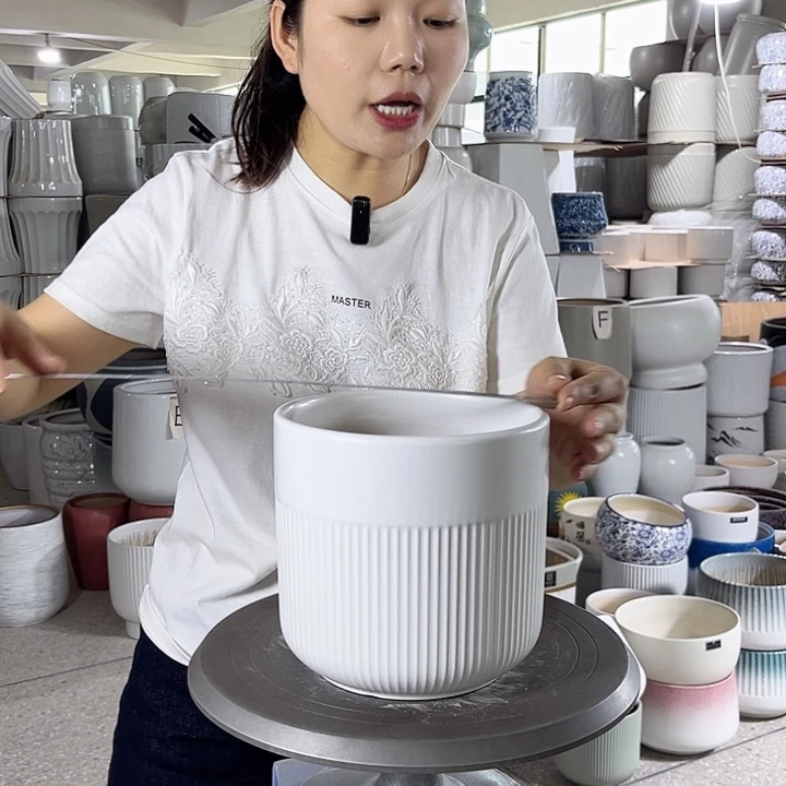 陶瓷口径18-17。亚白。。。