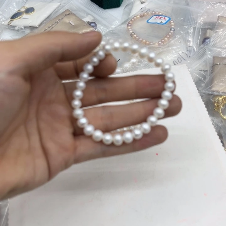 未镶嵌淡水珍珠颈饰1965