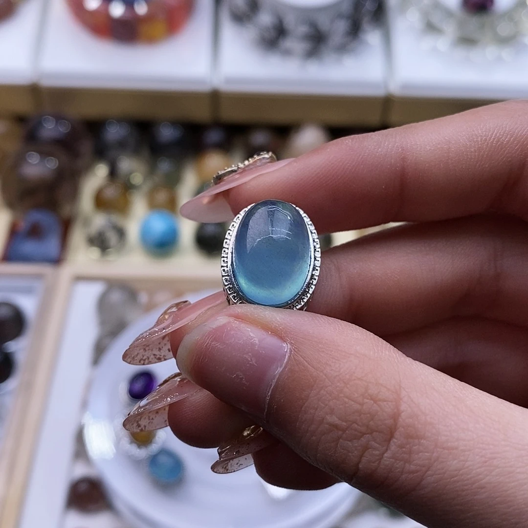 水晶颈饰未镶嵌，