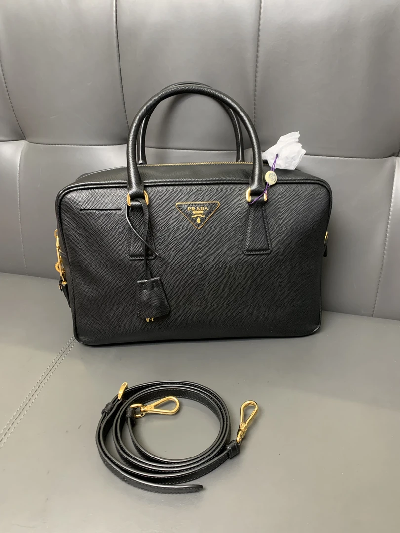 全新未使用 Prada/普拉达 普拉达黑金手提斜挎公文包