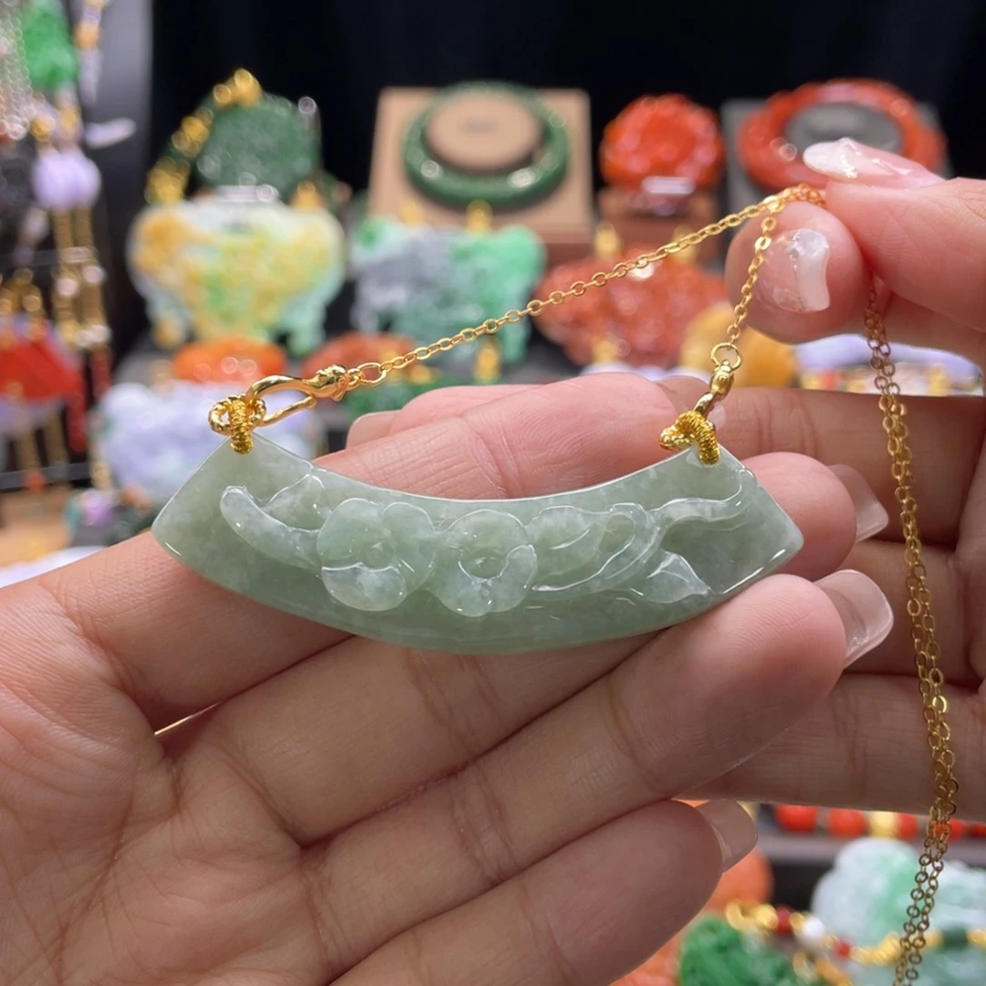 翡翠颈饰未镶嵌代编织