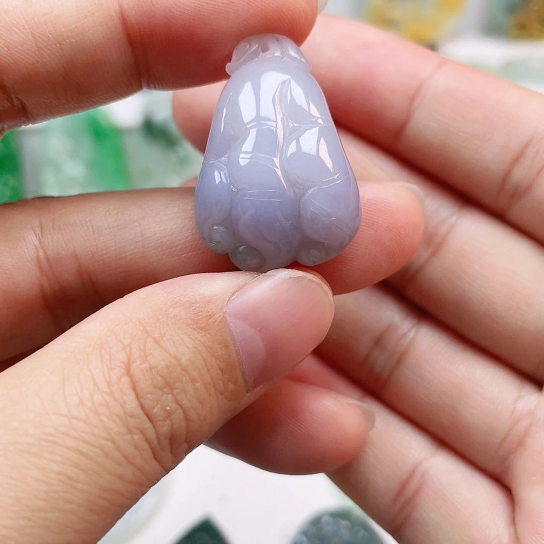 翡翠颈饰未镶嵌佛手