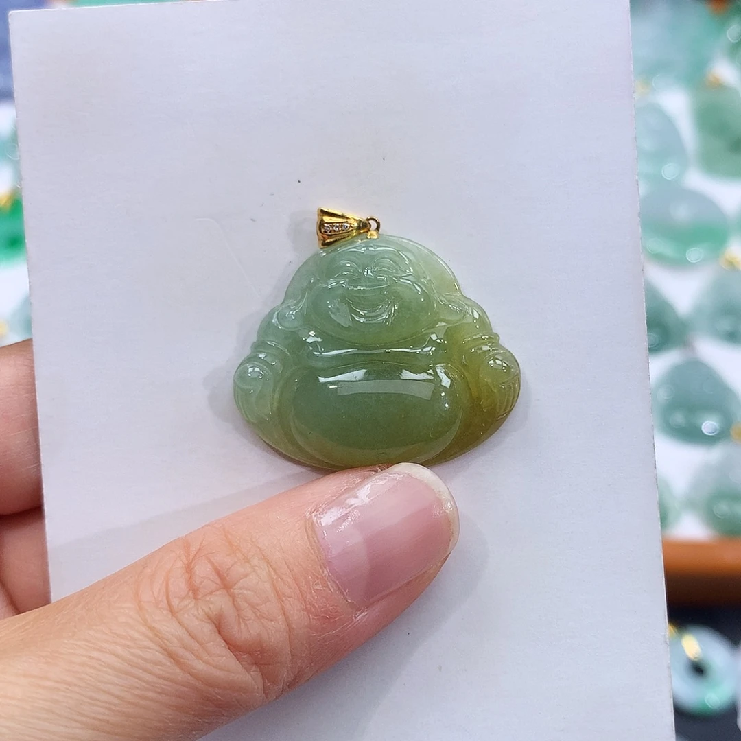 翡翠18K金镶嵌颈饰翡翠吊坠