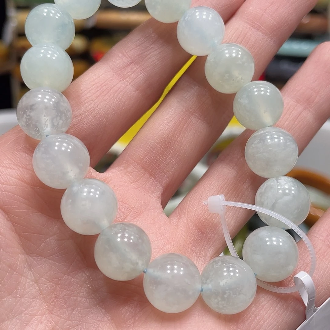 蛇纹石玉手串未镶嵌瑕
