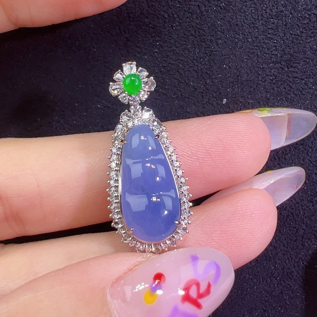 翡翠18K金镶嵌颈饰福豆