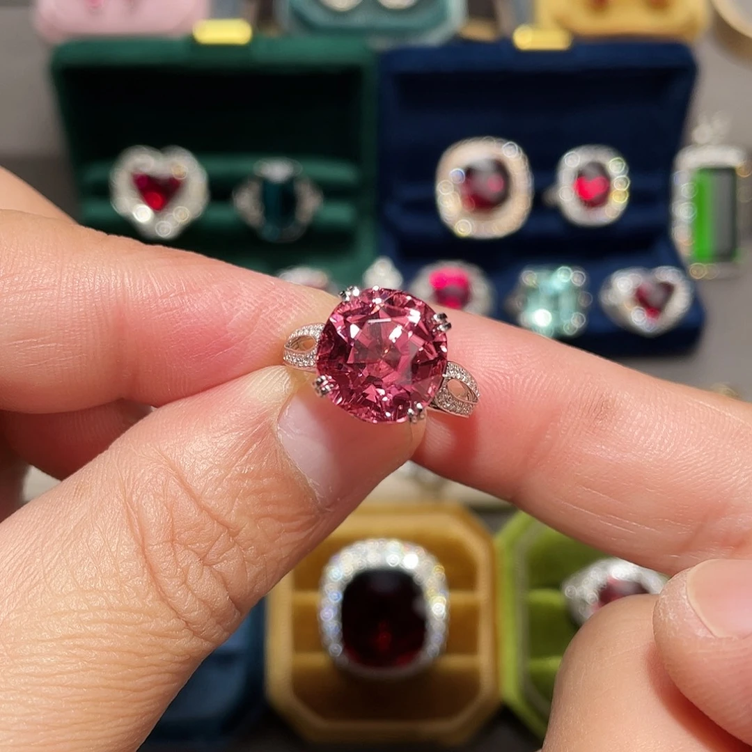 碧玺18K金镶嵌戒指8.48ct