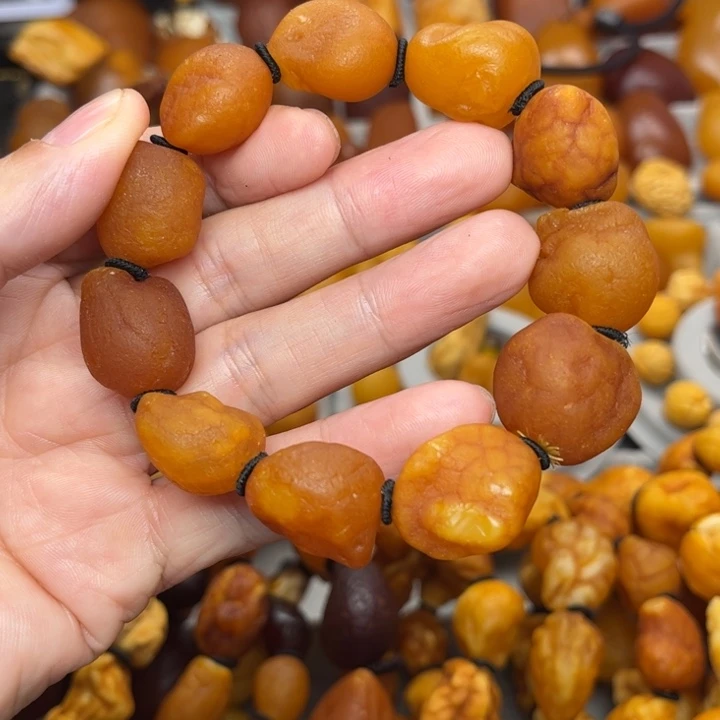 琥珀未镶嵌裸石天然蜜蜡手串