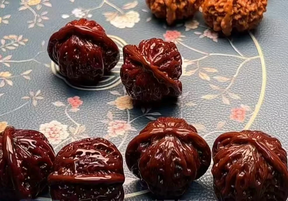 文玩核桃大粗筋元宝蛤蟆头磨盘白狮子野狼甲骨纹南瓜墩招财鼠皇冠