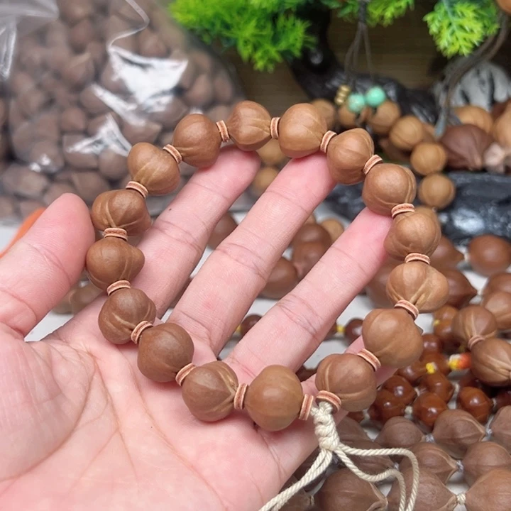 小***亮吊坠橄榄核16蜜福利