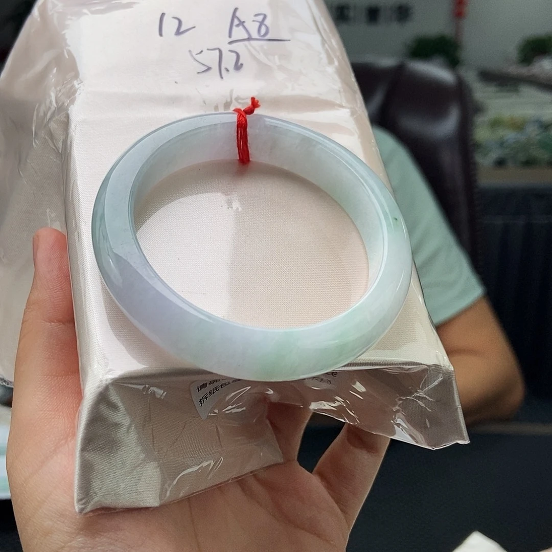 未镶嵌手镯翡翠拍一发一