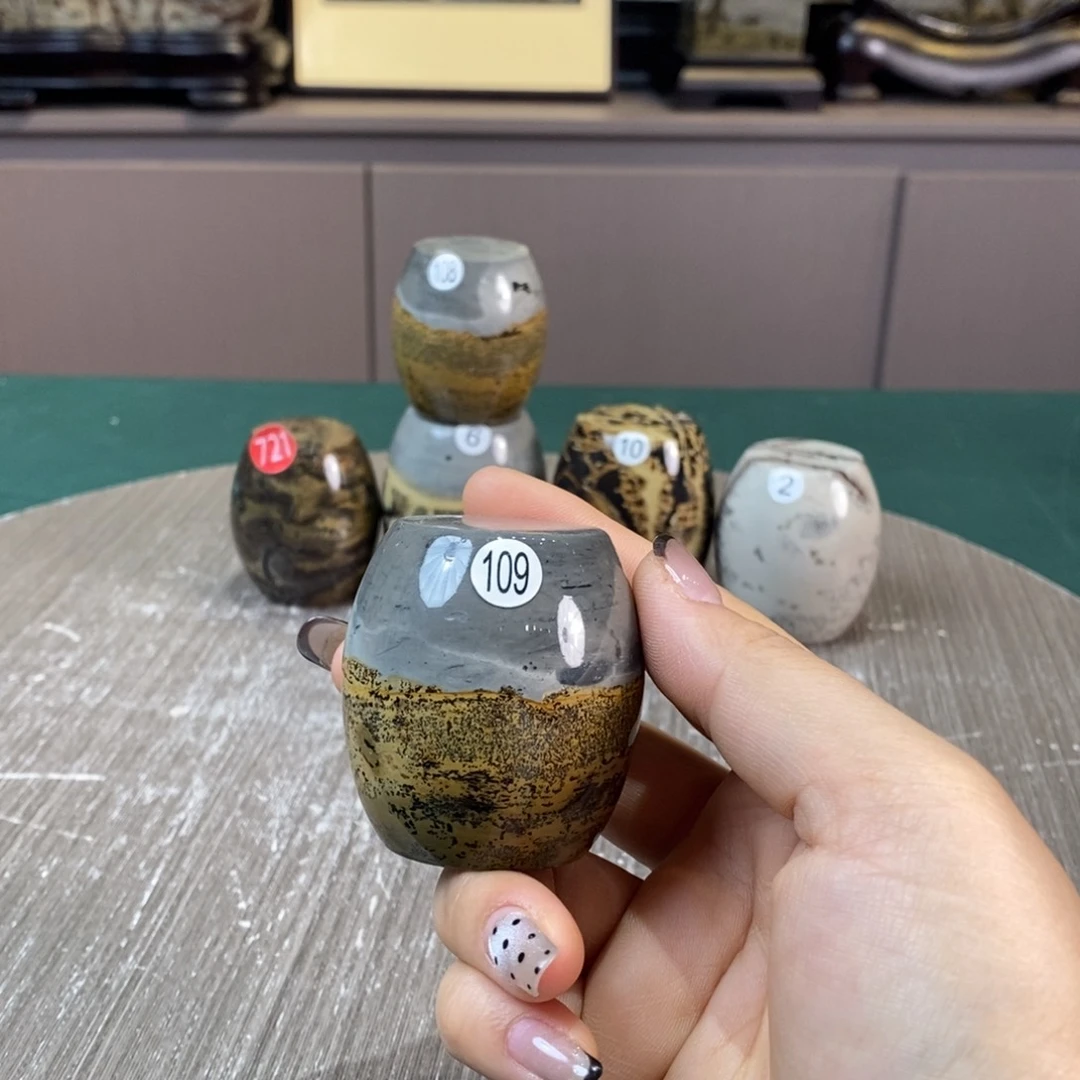 石材广西国画石草花石