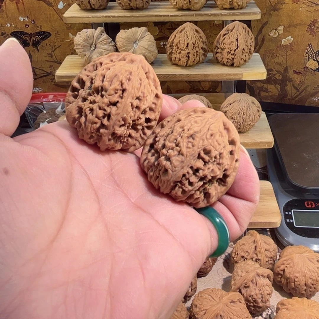 把件文玩核桃南疆石