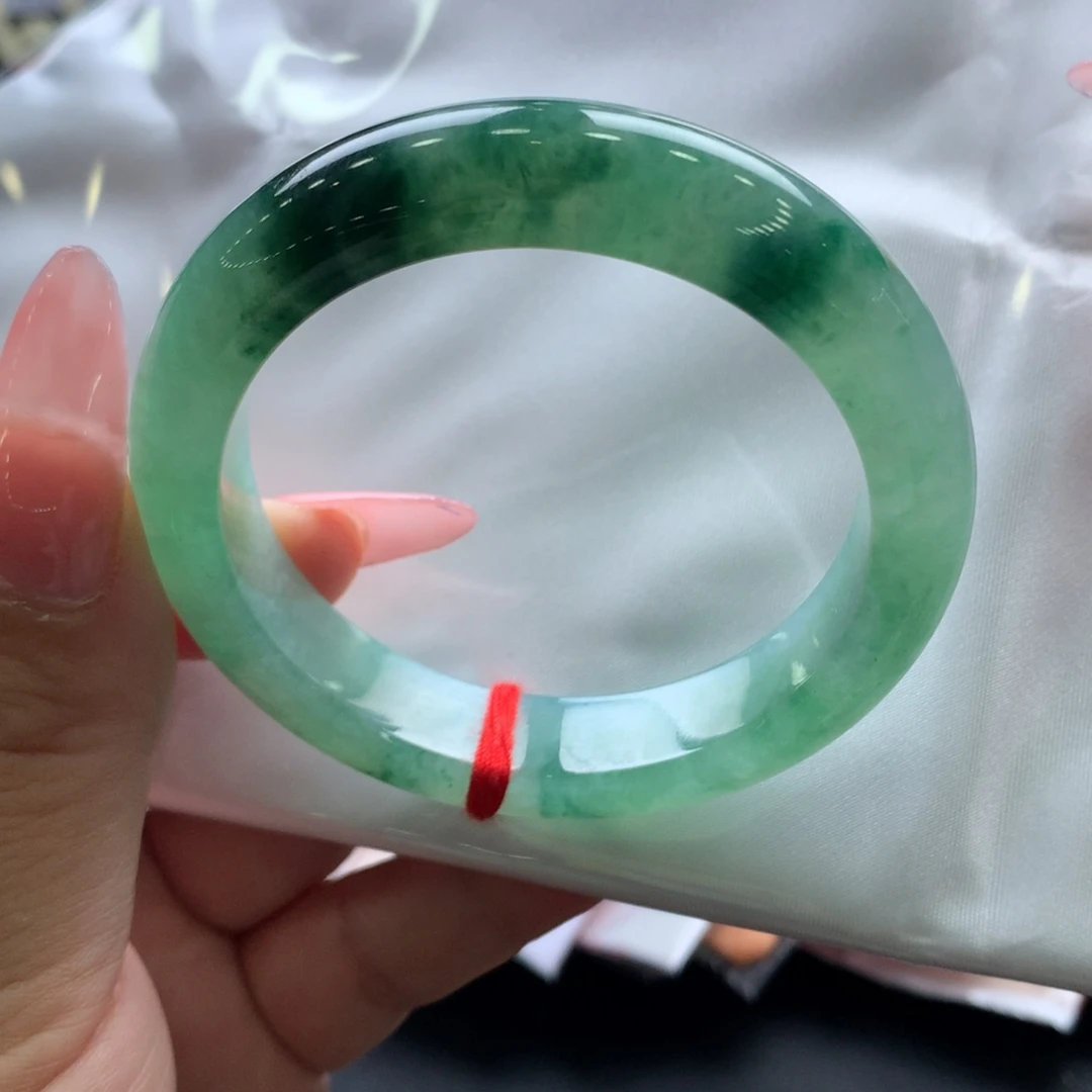 翡翠未镶嵌手镯54.4正圈