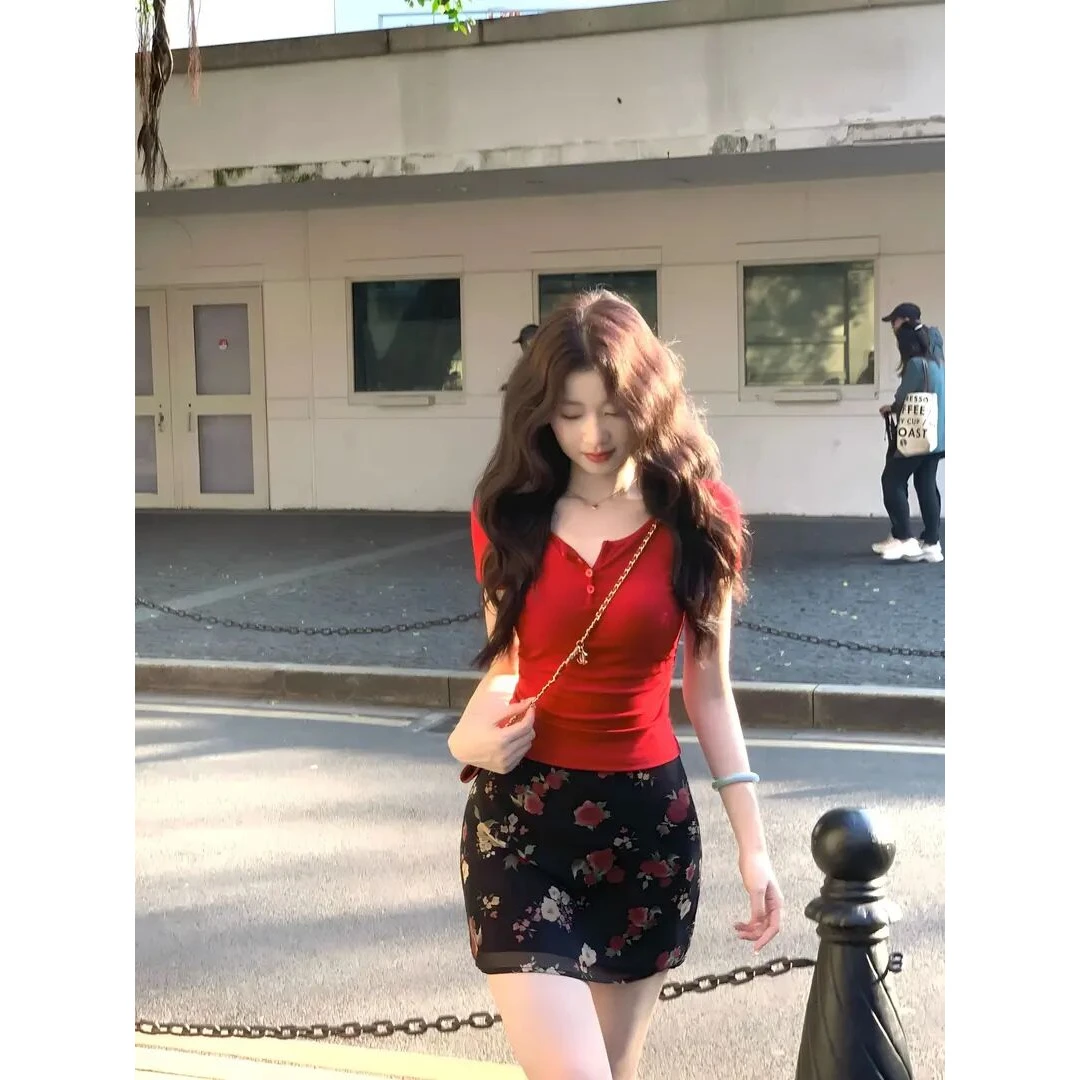 韩系纯欲钓系姐姐显瘦上衣夏季新款气质多色短袖上衣女