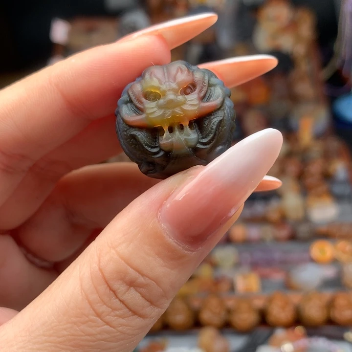 玛瑙/玉髓颈饰未镶嵌用****4