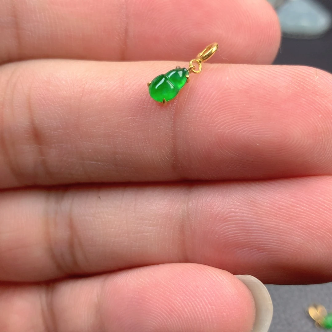 【闪购商品】翡翠18K金镶嵌颈饰翡翠