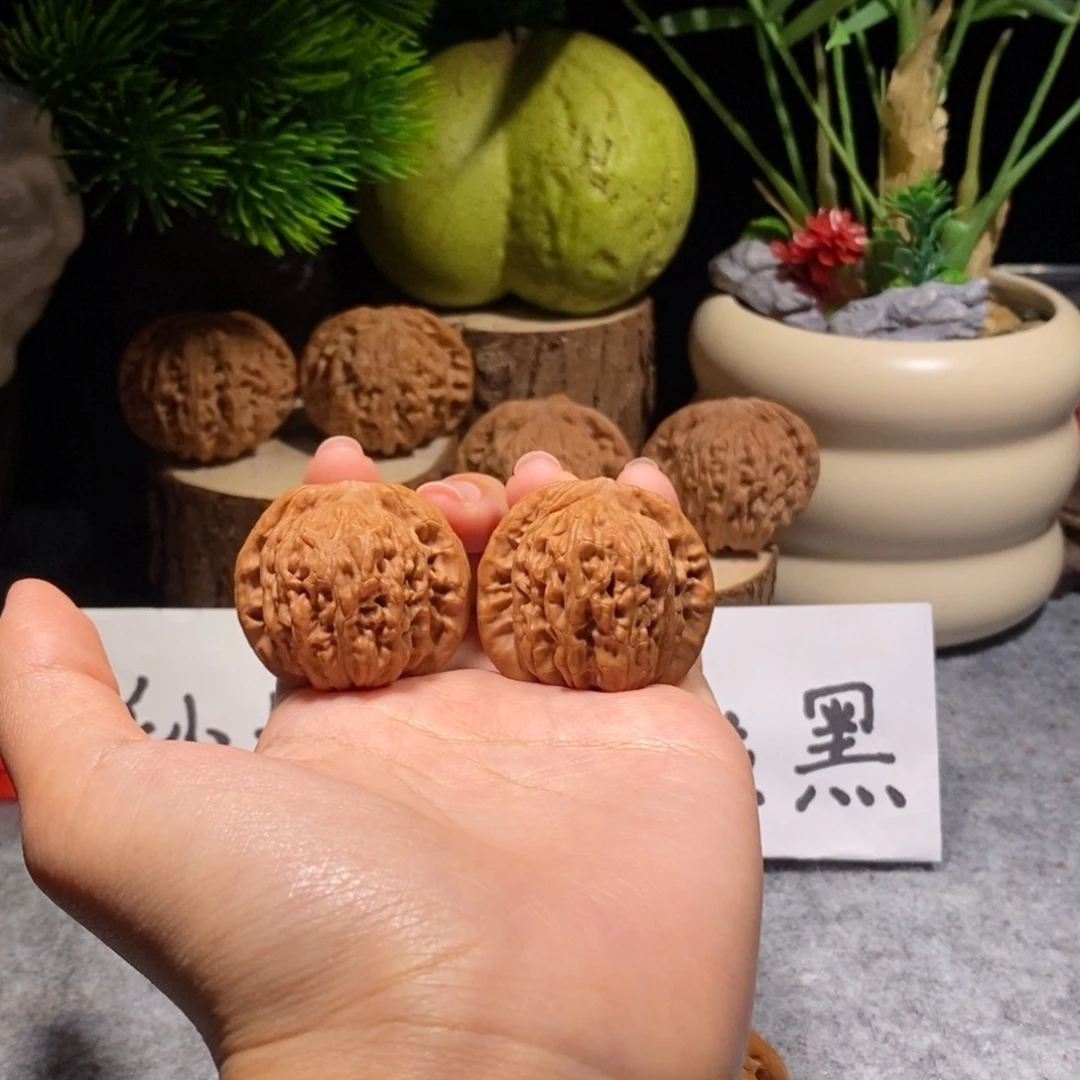 核桃把件全品36四座楼