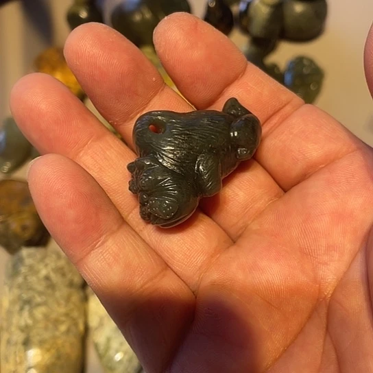 你***界岫岩河磨玉（透闪石质玉）未镶嵌挂件