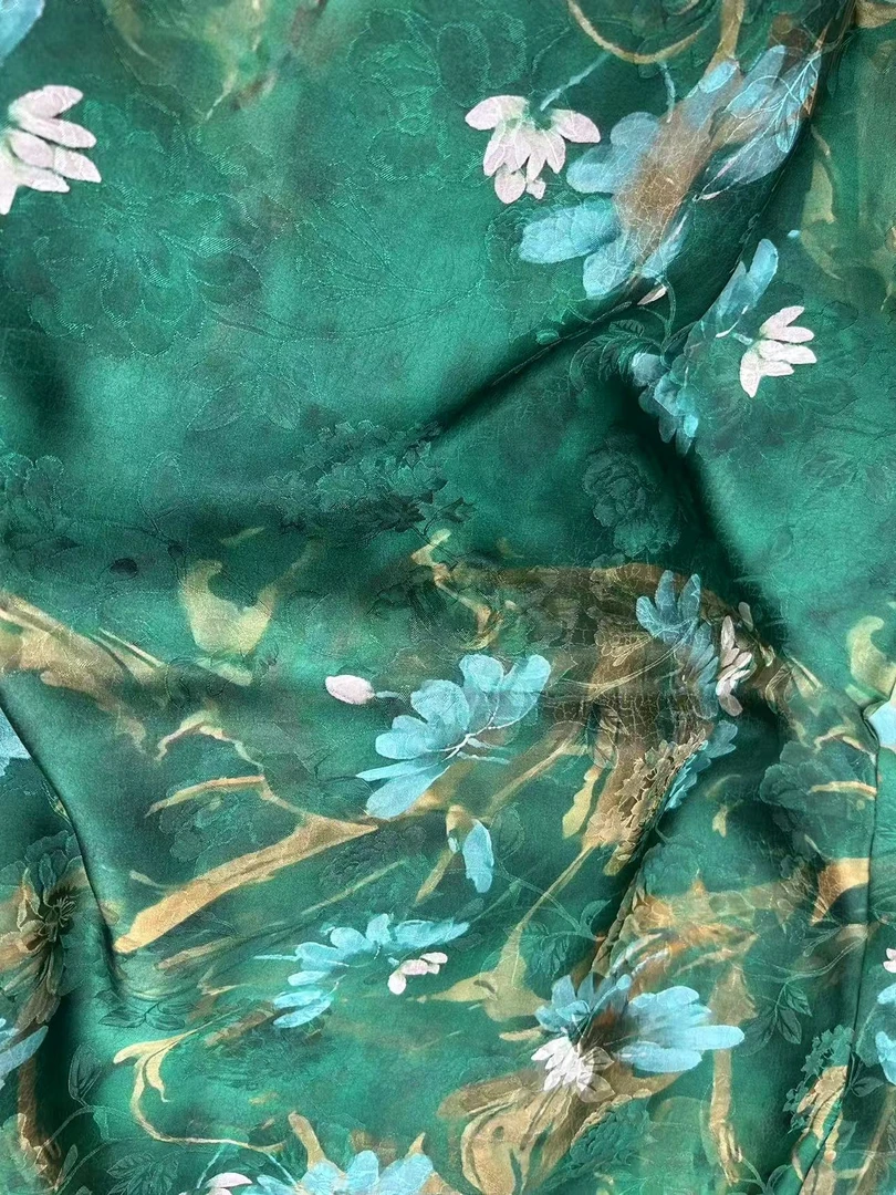 水云间【墨绿色手绘香云纱】面料专用链接