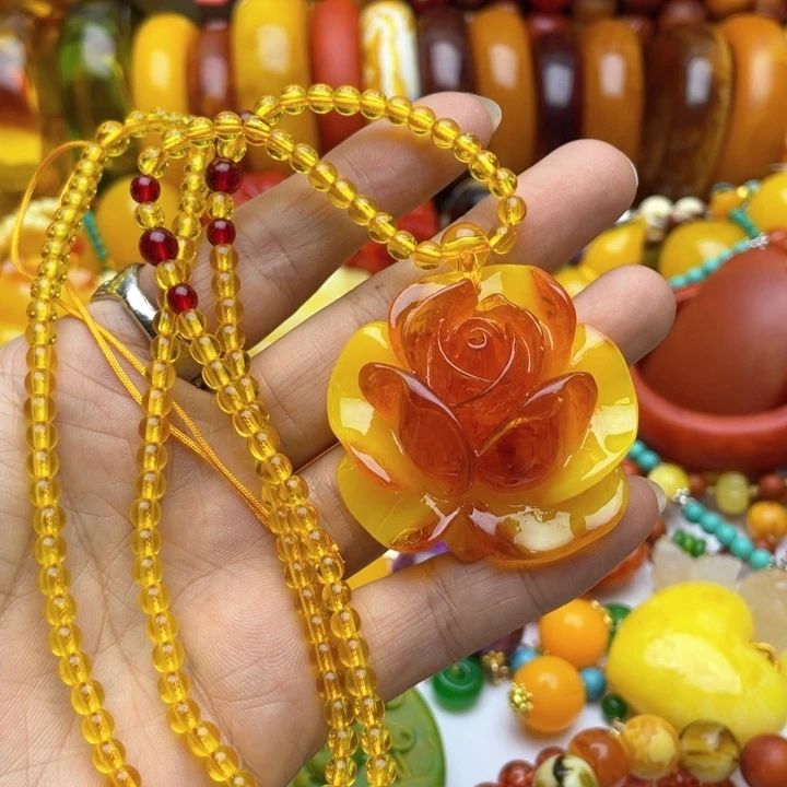 树脂制品108号花朵吊坠
