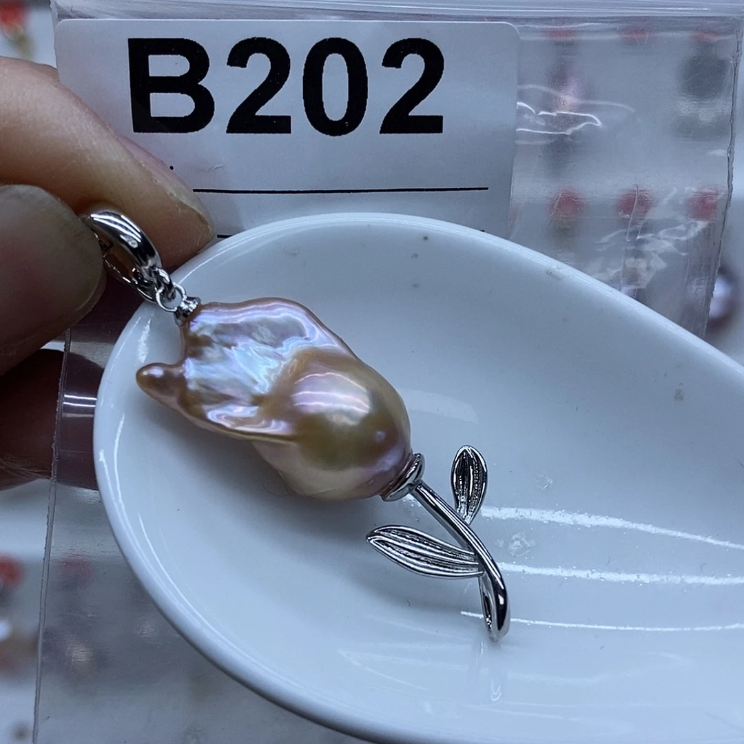 未镶嵌颈饰淡水珍珠