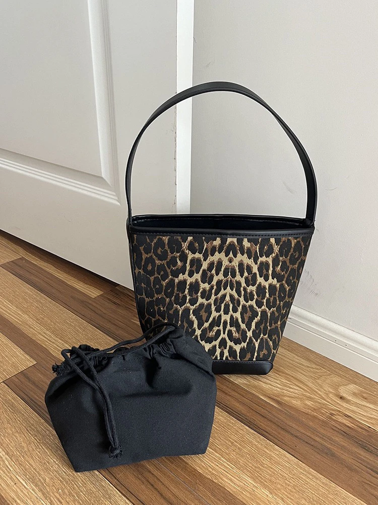 【gk专属】豹纹拼接大容量水桶包女2025秋冬百搭休闲单肩子母腋下包