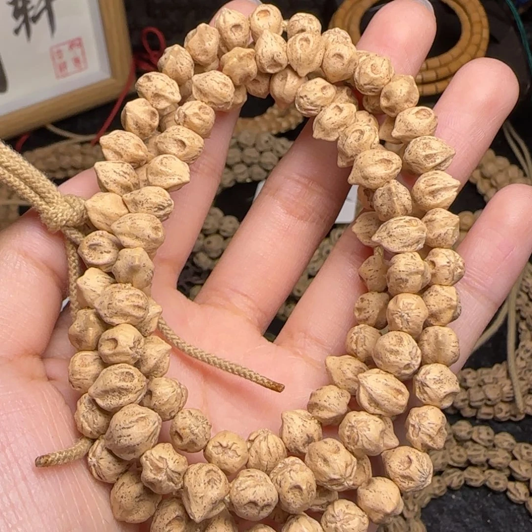 柏香籽/百香籽吊坠少*