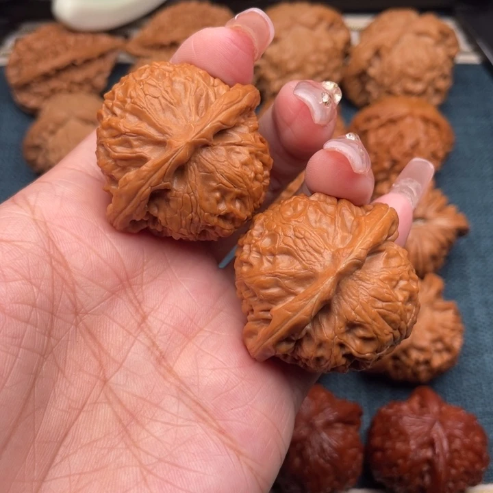 把件文玩核桃42全品桃心灯。