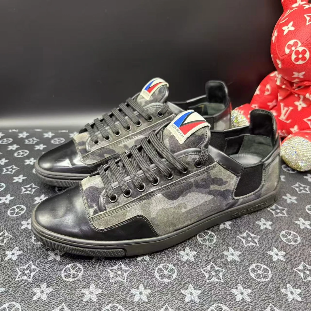 95新 LouisVuitton/路易威登 迷彩美洲杯板鞋39.5欧码 ddm2959