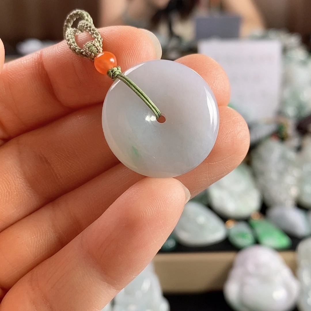 翡翠未镶嵌颈饰吊坠