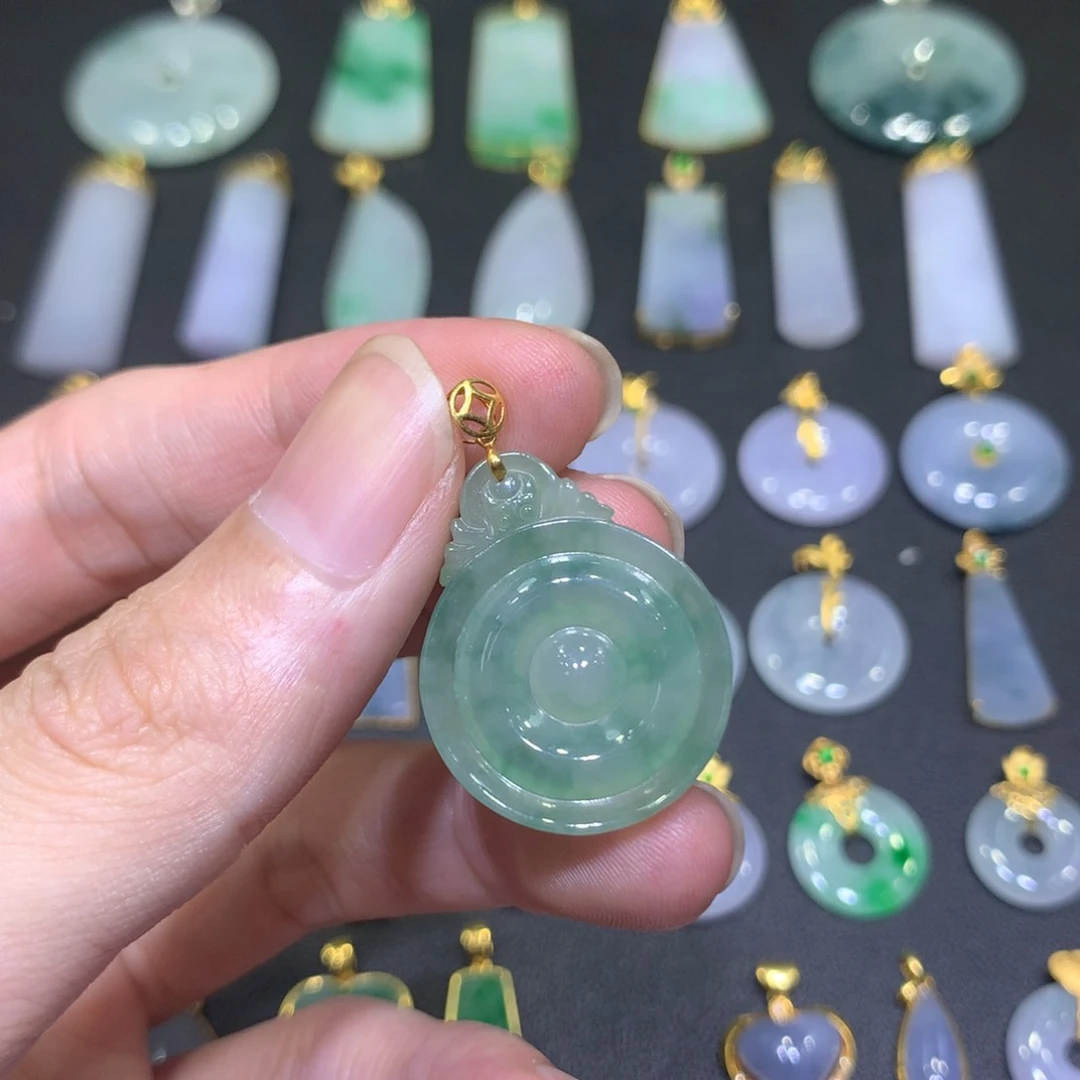 翡翠18K金镶嵌吊坠(不含链)